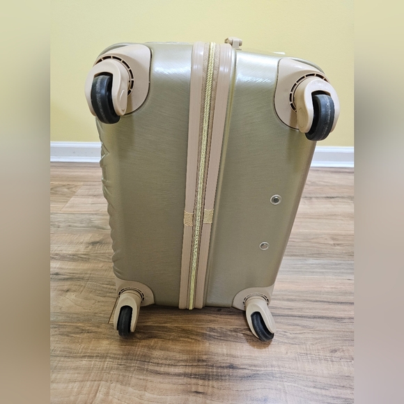 New fūl DISNEY MINNIE MOUSE ROLLING LUGGAGE 2 PIECE SET - Picture 9 of 16